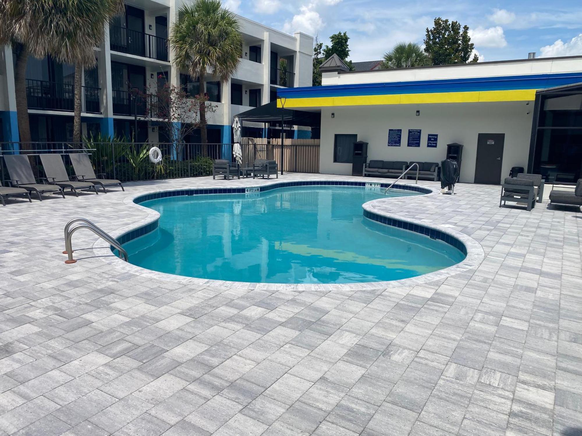 Days Inn & Suites By Wyndham Orlando Airport Kültér fotó